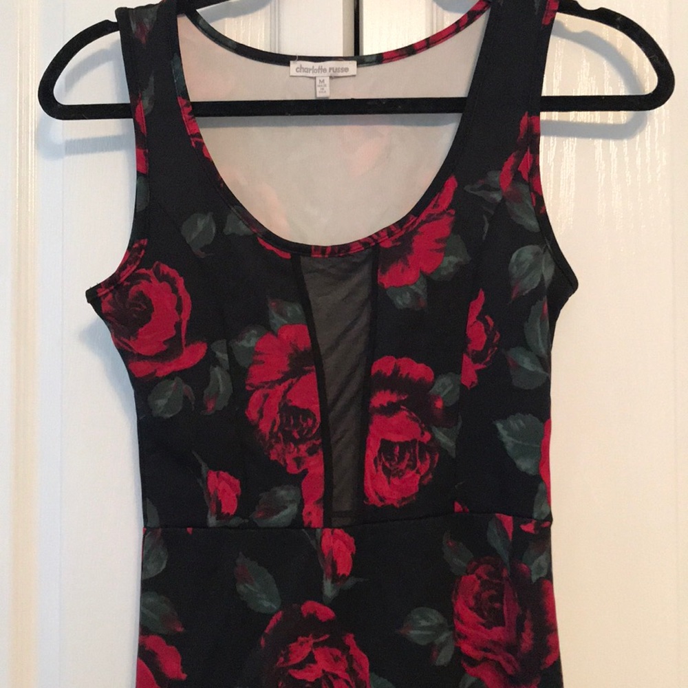 Rose floral body con dress